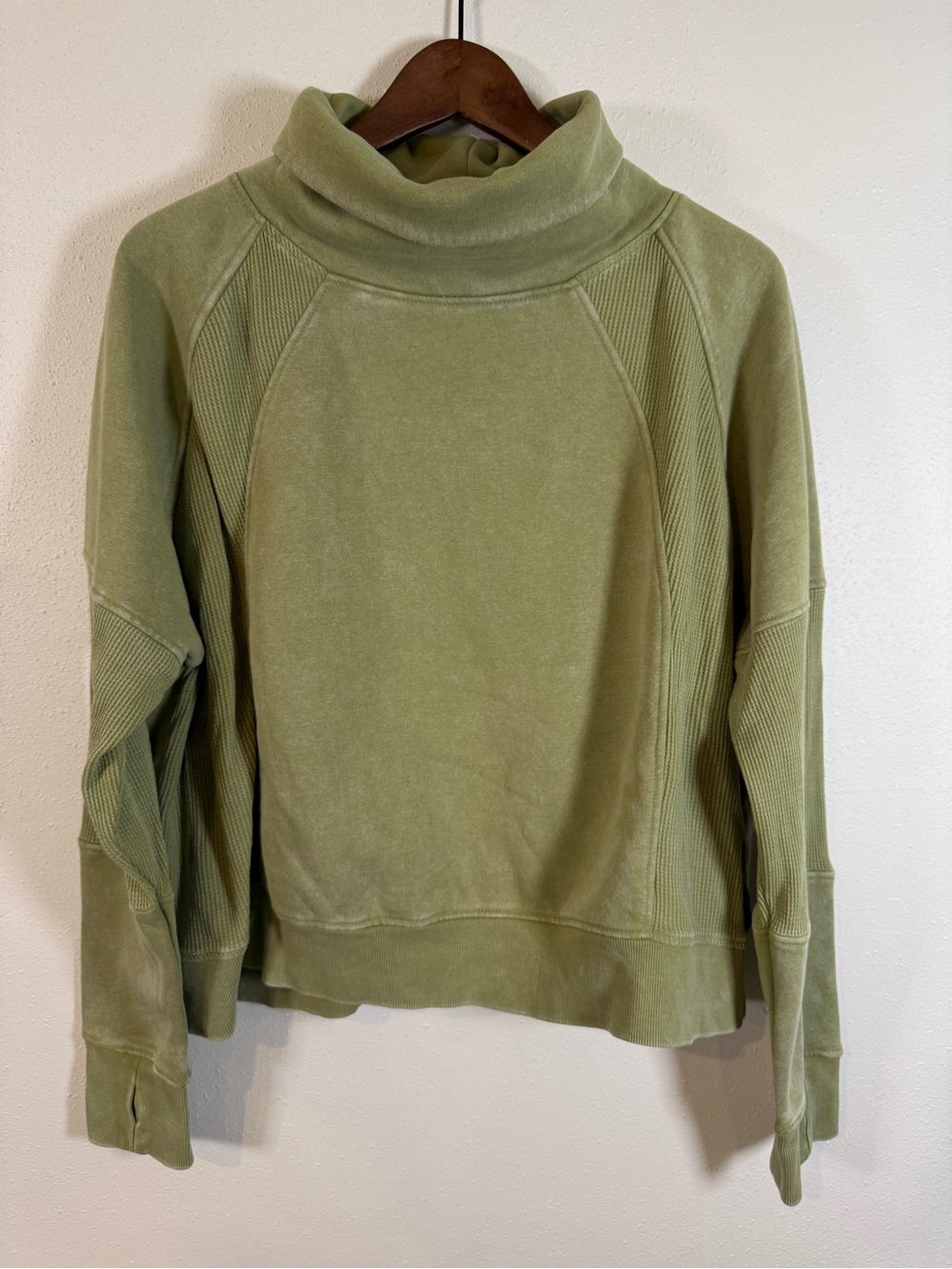 Telluride Clothing Co Sage Green Funnel Neck Sweatshirt XL Thumbholes